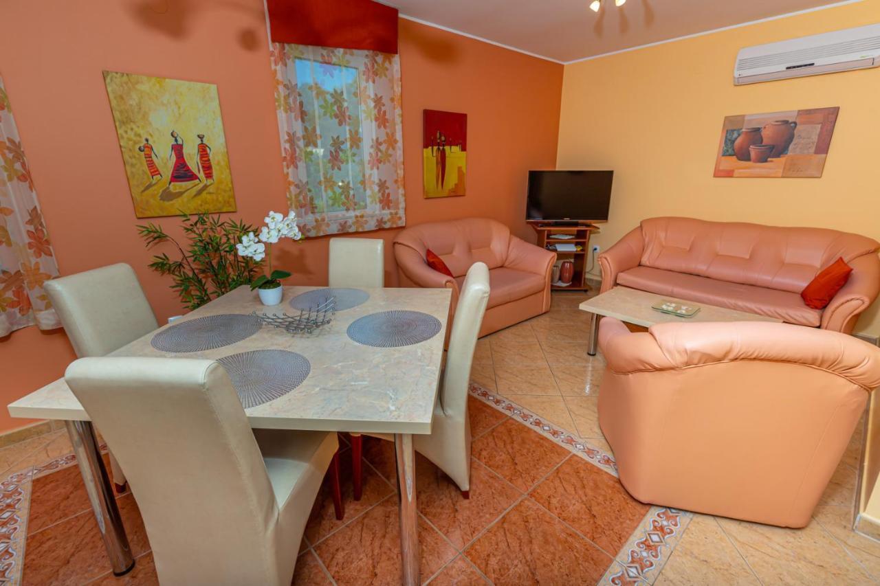 Apartman Rima Dramalj Exterior foto
